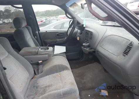 2001 Ford F-150 King Ranch Edition/Lariat/Xlt from USA, damaged, VIN 1FTRW08LX1KB35478